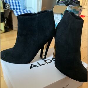 NBW cute boots ( final Sale)